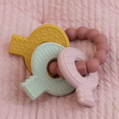 Bijtspeeltje sleutelbos roze