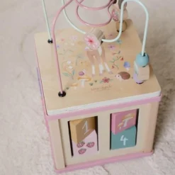 Houten activiteitenkubus - Roze - Fairy Garden