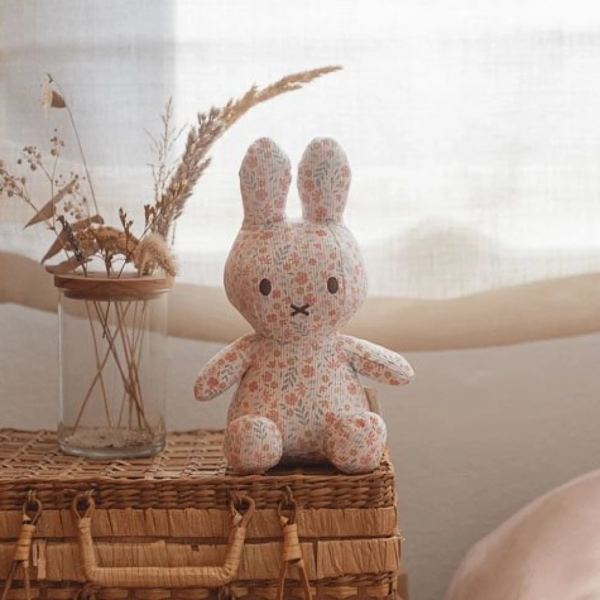 nijntje knuffel all-over print 20 cm - Roze - Lucky Blossom