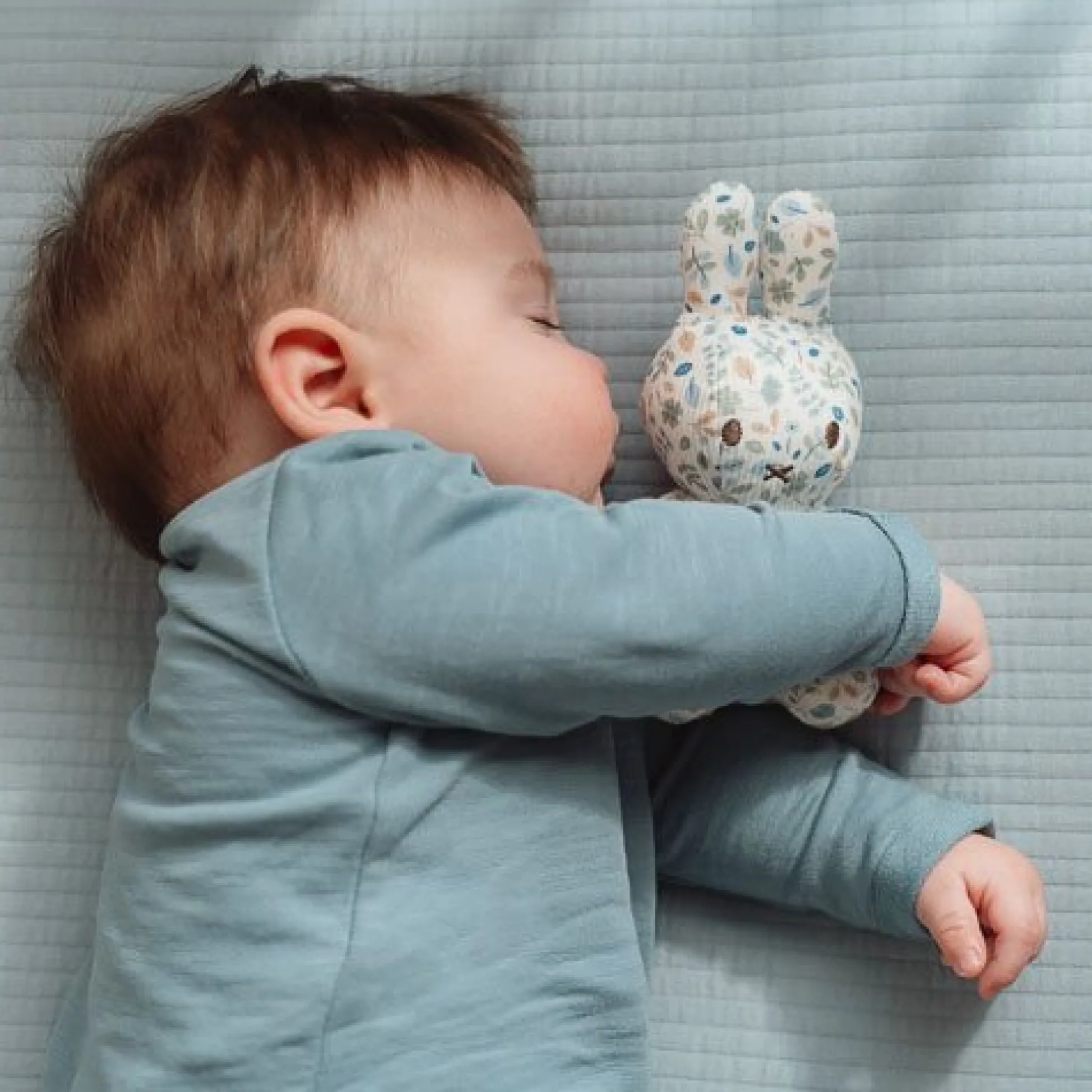 nijntje knuffel all-over print 15 cm - Blauw - Lucky Leaves