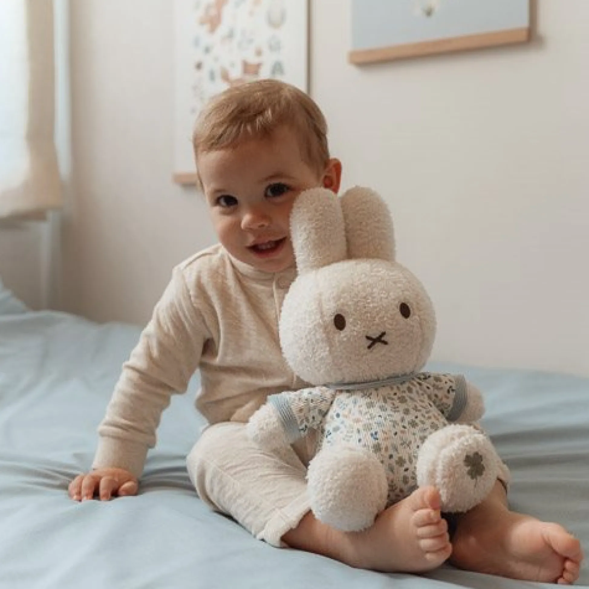 nijntje knuffel 30 cm - Blauw - Lucky Leaves